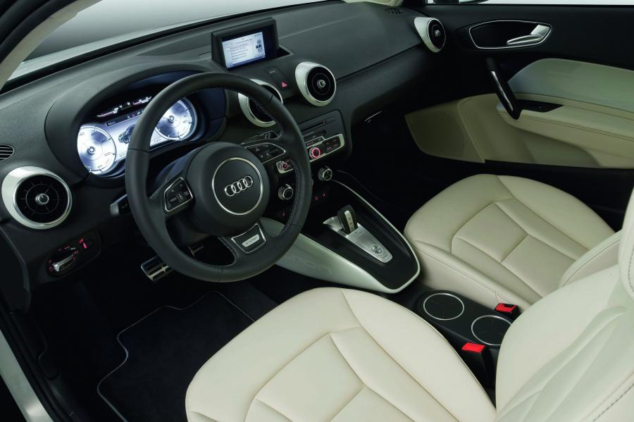 Торпедо Audi A1 e-Tron Concept (8X) 2010 года  (фото 9 из 9)